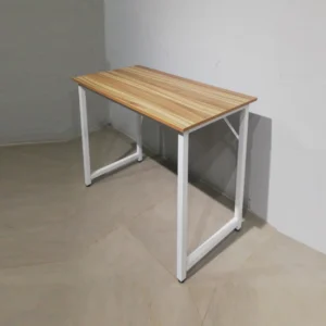 Escriptori 100x50x74cm perfecta per a despatx, oficina, casa de segona mà en venda a cabauoportunitats.com