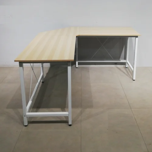 Escritorio en L de segunda mano (149x150x75cm) perfecta para despacho, oficina, casa... en venta en cabauoportunitats.com