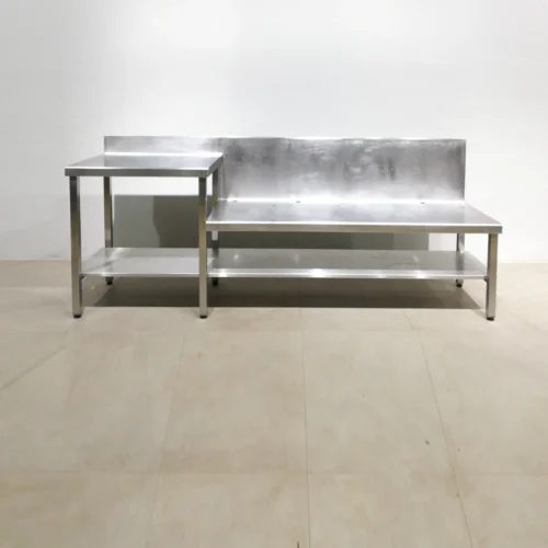 Taula de treball d'inox de 239x62x98cm de gran qualitat i resistència en bon estat