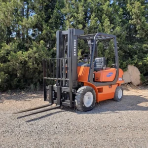 Carretó elevador SAMSUNG SF20 de 2.000kg de capacitat i 450cm d'elevació de segona mà en venda a cabauoportunitats.com