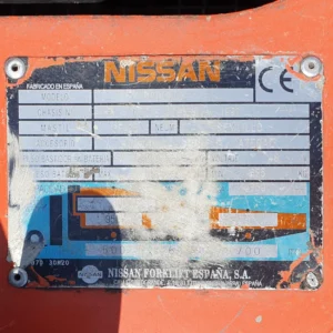 Carretó elevador elèctric NISSAN 1.500kg amb masteler triple i bateria regenerada en venda a cabauoportunitats.com