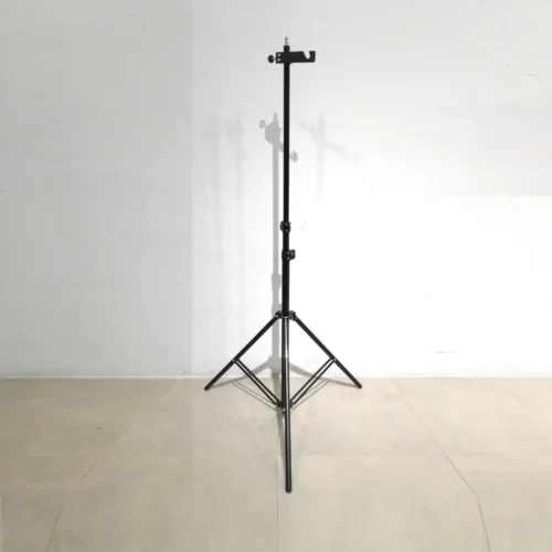 Trípode plegable de 80x165 cm con altura regulable, de segunda mano en buen estado