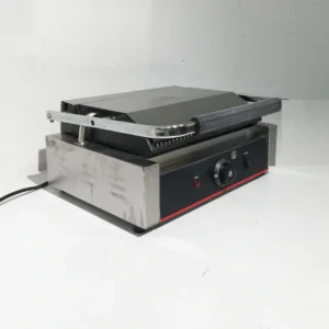 Plancha grill GASTROEQUIP FL54991 perfecta para bar, restaurante, hotel... de segunda mano