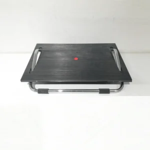 Reposapeus d'inclinació (48x39x12cm) regulable i superfície rugosa per a relaxar els peus