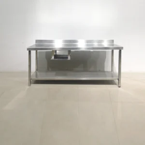 Taula d'acer inoxidable de 200x60x94 cm de segona mà en bon estat