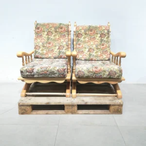 Butaca estil provençal d'ocasió 60x76x96cm de fusta amb coixí molt còmode