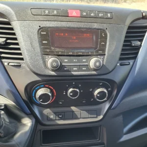 Camió amb plataforma IVECO DAILY 16m d'alçada de treball de segona mà en venda a cabauoportunitats.com