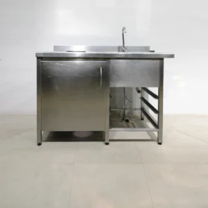 Fregadero de ocasión con patas (140x82x103cm) de acero inoxidable de segunda mano