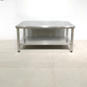 Taula baixa d'acer inoxidable de 120x67x61cm de gran qualitat i resistència