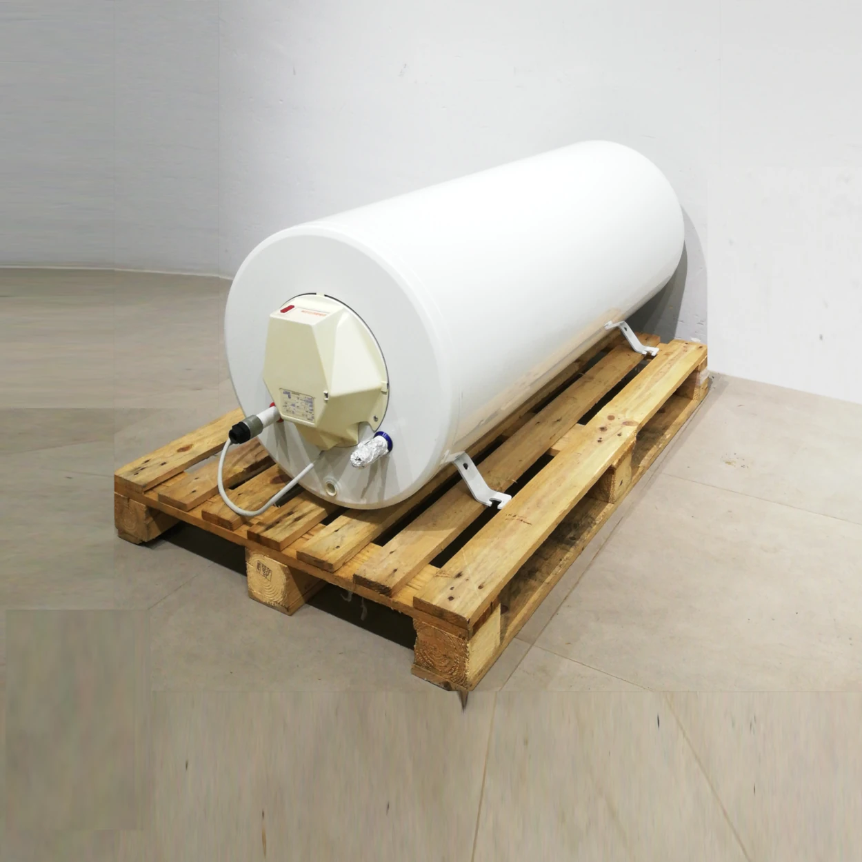 Termo elรจctric d'aigua calenta NEGARRA SC-150 de 150 litres de segona mร