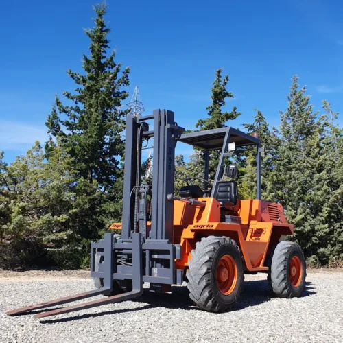 Carretilla elevadora AGRIA SAE 30 4x4 de segunda mano en venta en cabauoportunitats.com