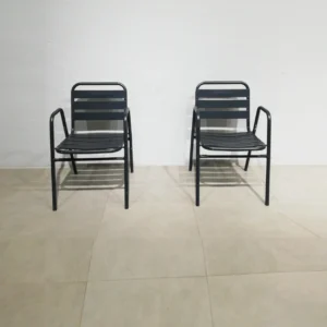 Silla apilable de aluminio de 49x56x77cm, perfecta tanto para uso doméstico como profesional