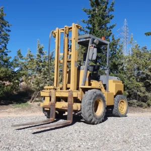 Carretilla elevadora AUSA CC20 4x4, mastil doble, 2.000kg de capacidad en venta en cabauoportunitats.com