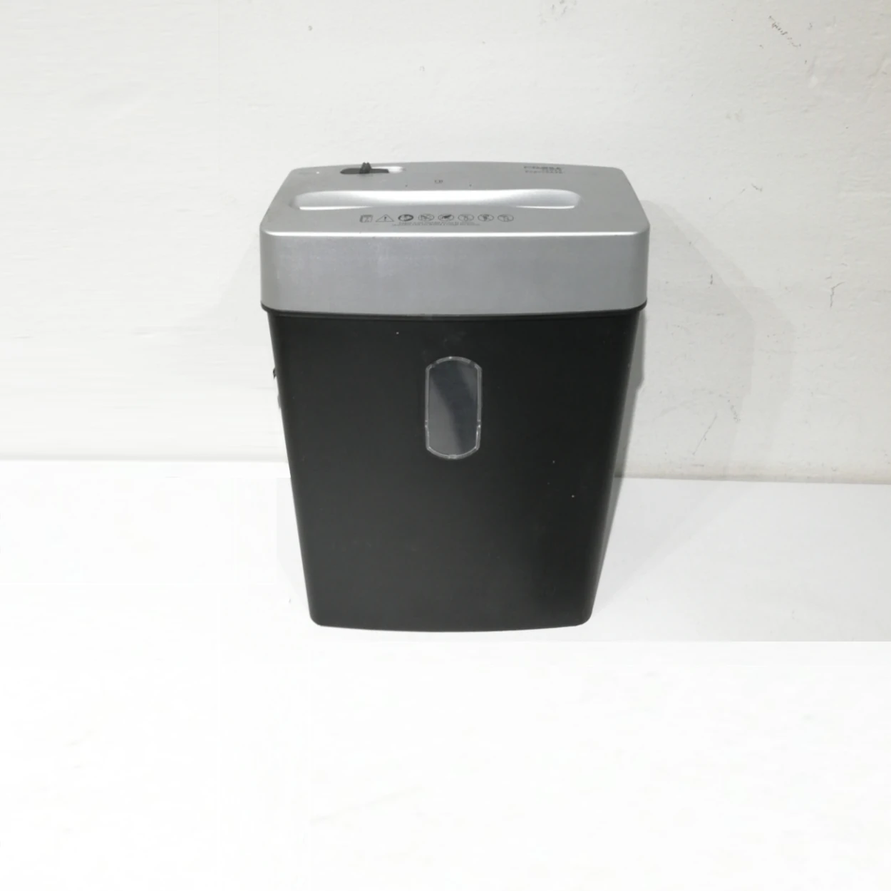 Destructora de papel DAHLE 22022 de ocasión procedente de una empresa en cierre