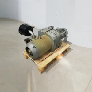 Bomba de vacío BECKER KVT 2.100 procedente de una empresa en cierre