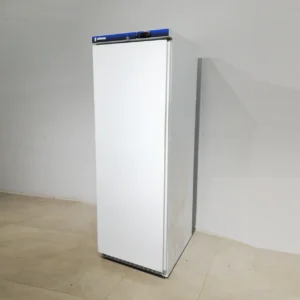 Frigorífico de ocasión EDENOX APS-451 en buen estado, perfecto tanto para uso doméstico como professional