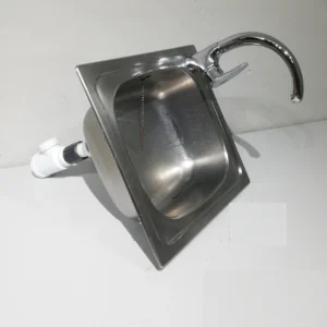 Fregadero de acero inoxidable de 47x44x15cm con grifo de segunda mano