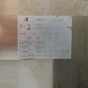 Tirador de cerveza EFFICOLD V-100 con 2 grifos de segunda mano en buen estado