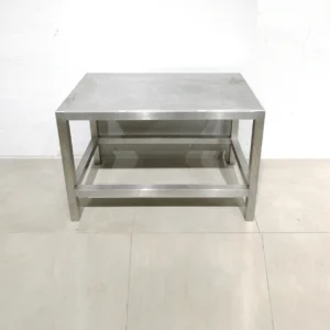 Mesa baja de acero inoxidable de 90x50x60cm de gran qualitat i resistencia