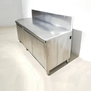 Moble de 190x69x111cm d'ocasió fet de xapa d'acer inoxidable de gran qualitat
