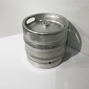 Barril de aluminio de 25 litros (ø39x37cm) en buen estado en venta por desuso