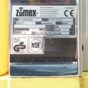 Espremedora de cítrics ZUMEX 100 230 V procedent d’una empresa en tancament
