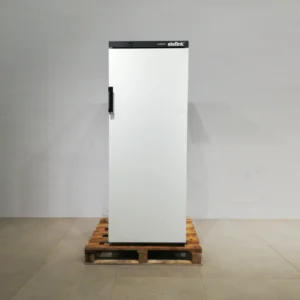 Nevera d'ocasió EISFINK SN230874 perfecta tant per a ús domèstic com professional