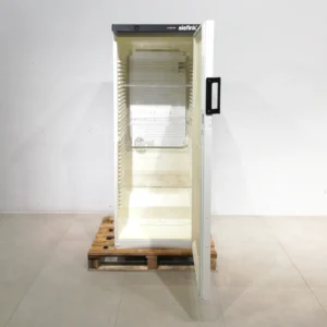 Nevera d'ocasió EISFINK SN230874 perfecta tant per a ús domèstic com professional