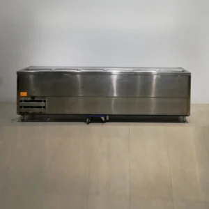 Nevera d'ampolles 6 portes (301x57x86cm) de segona mà en bon estat