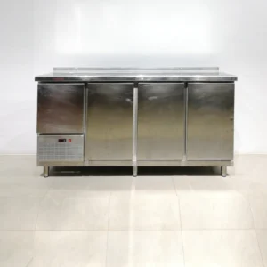 Nevera sotamostrador d'ocasió 201x58x112cm perfecta per a bar, restaurant, hotel…