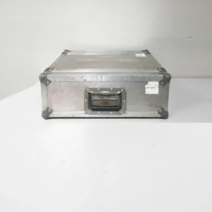 Maleta fly case (50x41x18cm) amb protectors als escaires per esmorteir els cops