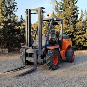 Carretó elevador 4x4 AUSA CV20 DE 330cm d'elevació màxima i motor ISUZU de 3 pistons en venda a cabauoportunitats.com