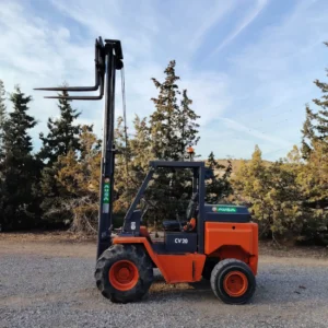 Carretó elevador 4x4 AUSA CV20 DE 330cm d'elevació màxima i motor ISUZU de 3 pistons en venda a cabauoportunitats.com