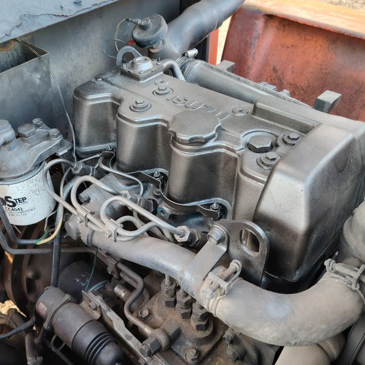 Carretó elevador 4x4 AUSA CV20 DE 330cm d'elevació màxima i motor ISUZU de 3 pistons en venda a cabauoportunitats.com