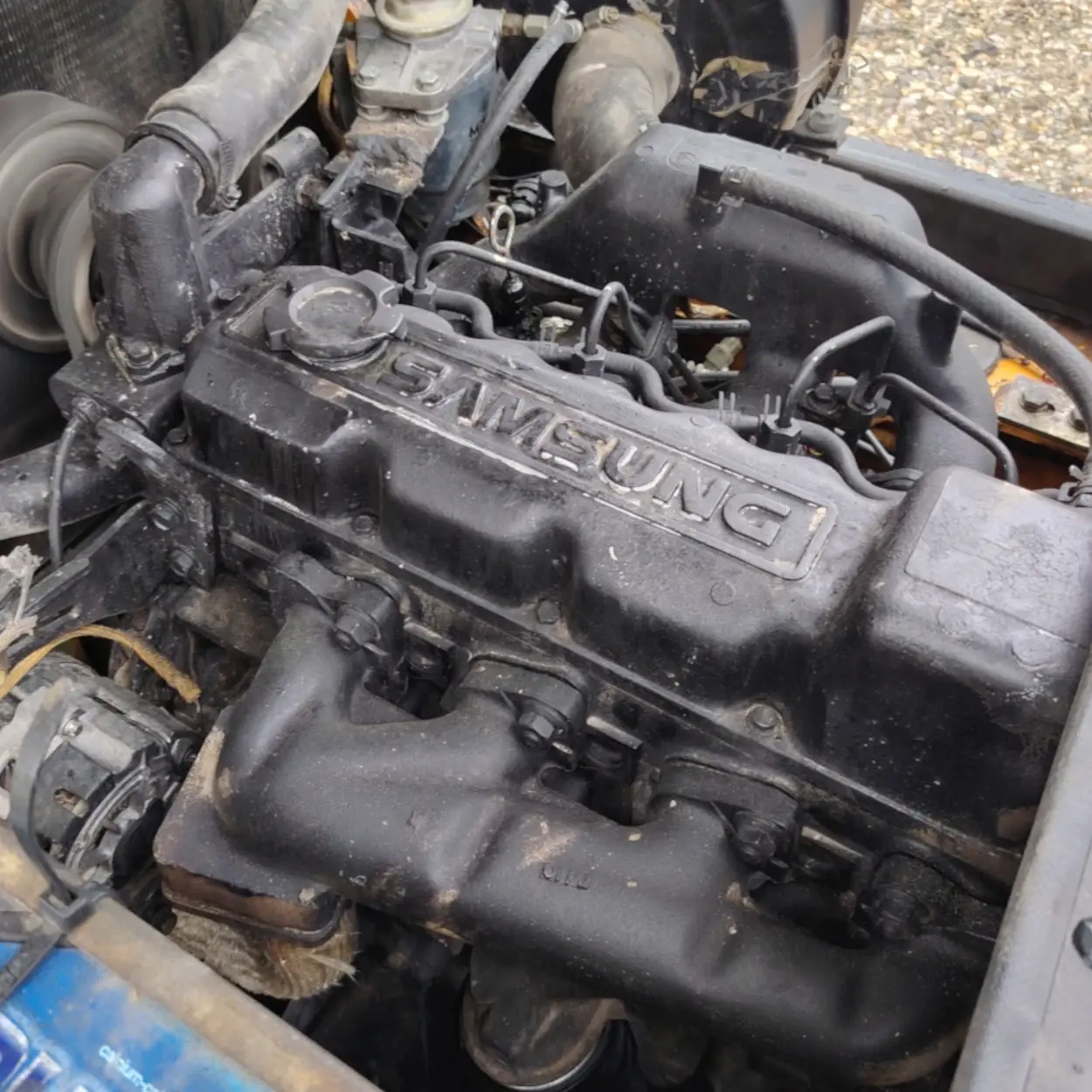 Carretilla elevadora CLARK SF25D con mastil de elevaciรณn libre de 440cm y 2500kg de capacidad en venta en cabauoportunitats.com