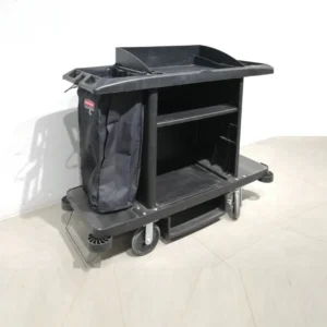 Carro de servicio RUBBERMAID (150x55x127cm) de gran resistencia, perfecto para uso profesional