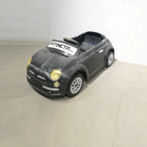 Cotxet elèctric infantil (47x90x40cm) color negre de segona mà