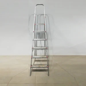 Escala de tisora KETTAL de 6 graons (49x101x140cm) fet d'alumini