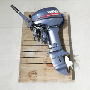 Motor elèctric YAMAHA 13.5 AMH d'ocasió ideal per a petites embarcacions