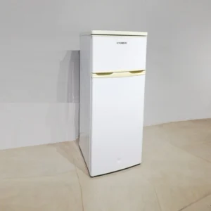 Frigorífico con congelador HYUNDAI HY-212F perfecto tanto para uso doméstico como profesional