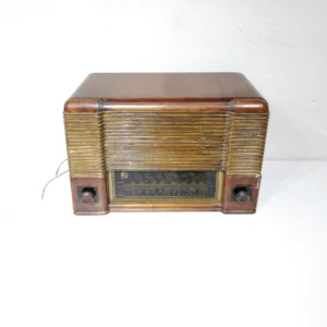 Ràdio antiga d'ocasió G3G 54x26x35cm perfecta per a ús decoratiu