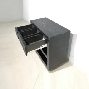 Mueble de recibidor negro de 80x40x76cm de ocasión con ruedas en muy buen estado
