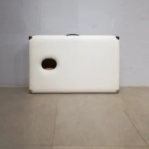 Camilla plegable portátil 181x58x72cm en buen estado procedente de una empresa en cierre