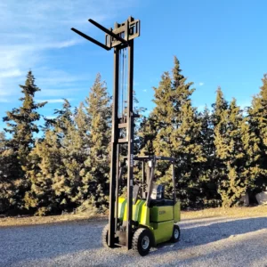 Carretó elevador CLARK DPM15 de 1500kg i 270cm d'elevació de segona mà en bon estat en venda a cabauoportunitats.com