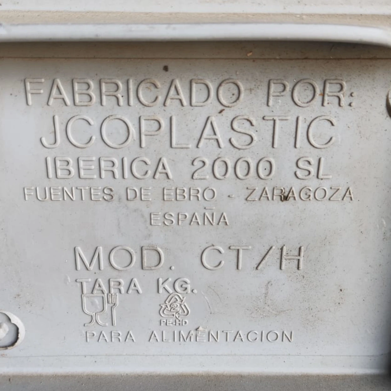 Palot de plàstic alimentari apilable (100x80x80cm) de segona mà en bon estat en venda a cabauoportunitats.com