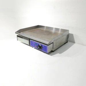 Planxa elèctrica de 55x42x20cm d'ocasió perfecta per a bar, restaurant, hotel...