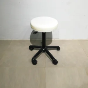 Taburetes blancos de ocasión (ø36x69cm) con ruedas y alzada regulable