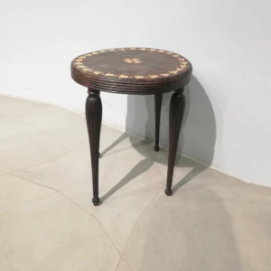 Taula auxiliar rodona de fusta (ø42x62cm) perfecta tant per a ús domèstic com professional