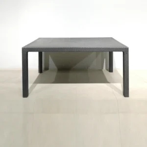 Mesa de plástico para terraza 159x94x75cm para espacio exterior, tanto rústico como urbano