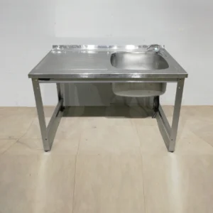 Fregadero de acero inoxidable 130x70x87cm de ocasión con patas, escurridera y grifo